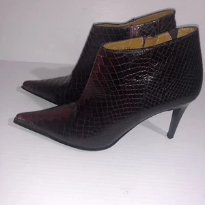 Kenneth Cole Sex It Up Faux Snakeskin Wine Colored Booties Size 7 - Picture 1 of 8