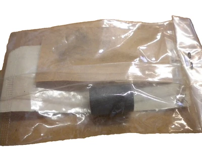 Nuevo de Lote Antiguo Yamaha OEM Cuello Tanque de Combustible 87-05 YZ125 YZ250 98-99 YZ400 90387-086N4 Foto 1 de 2