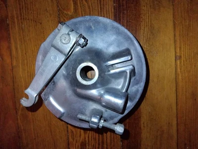 Conjunto de tambor de freno Yamaha F. AT1, CT1, HT1, DT100, RS100, LS2 Foto 1 de 4