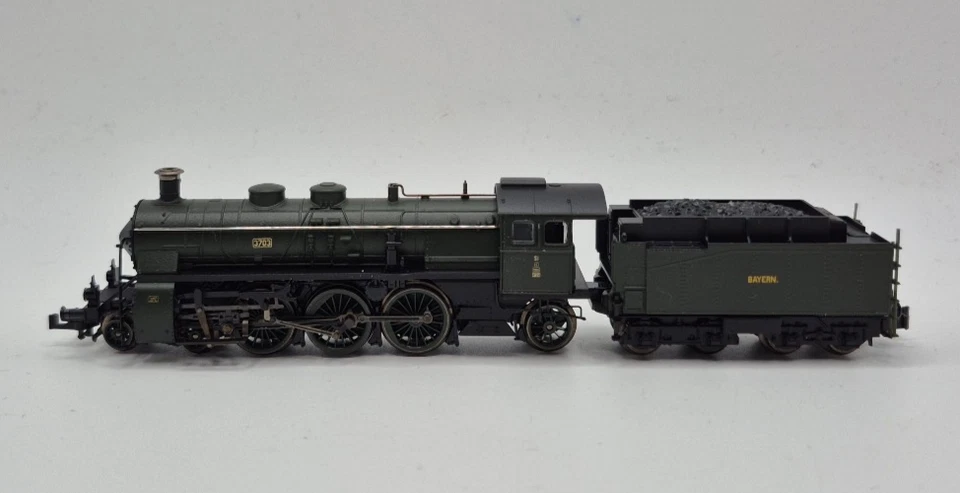 Minitrix 16182 Spur N DRG Schlepptenderlok S3/6, BR 18.5 Ep. II in OVP *Digital* - Bild 1 von 4