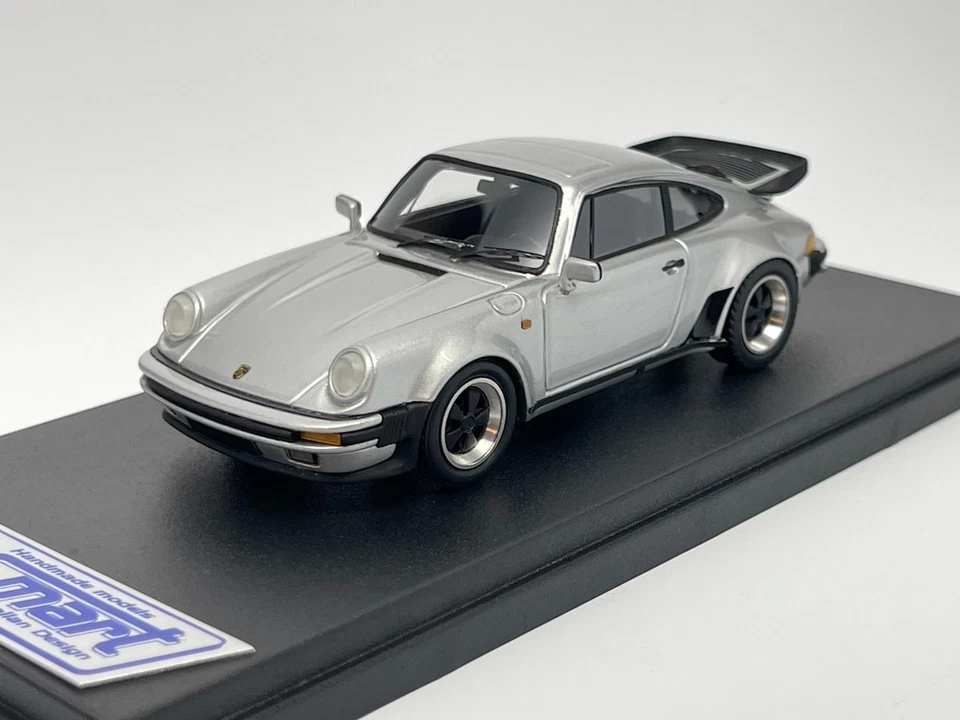 1/43 LookSmart LS201 Porsche 911 Turbo 3.3 1989 Silver LE 25 - Image 1 of 4