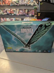 HIYA Exquisite GODZILLA KING OF THE MONSTERS Mothra Emerald Titan Action Figure - Picture 1 of 5