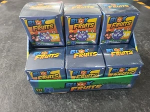 Peluche Blox Fruits Mystery 4 pulgadas serie 2 - FUNDA DE 9 - PhatMojo - Nuevo y sellado - Imagen 1 de 2