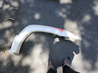 Lexus GX470 2003-2009 conductor delantero izquierdo guardabarros destello OEM dañado  Foto 1 de 4