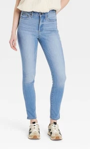 NWT Universal Thread Super Stretch High-Rise Skinny Light Blue Jeans Size 12Long - Picture 1 of 8