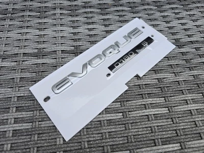 Stemma distintivo posteriore originale nuovo RANGE ROVER EVOQUE D180 S L551 2018+ LR135500 - Immagine 1 di 4