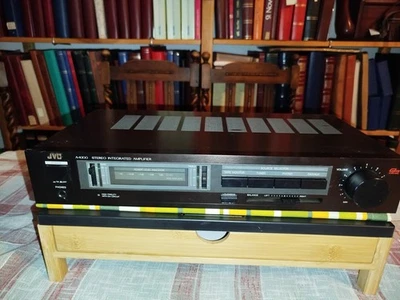Vintage JVC A-K100B Stereo-Vollverstärker - Bild 1 von 4