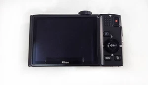 Nikon COOLPIX S8200 – Digitalkamera kompakt (Schwarz) mit 16,1 Megapixeln - Picture 1 of 4