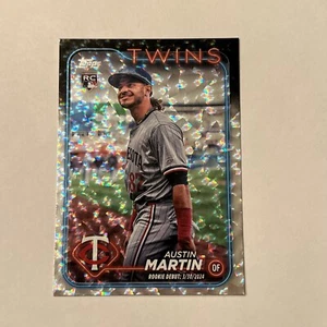 2024 Topps Update Austin Martin Super Box Silver Crackle RC #US114 - KOSTENLOSER VERSAND - Bild 1 von 2