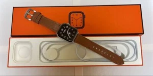Apple Watch HERMES series5 44mm W5-HM5 GPS Modelo Celular USADO Batería 85% - Imagen 1 de 8