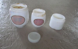 Lote de 3 loción crema hidratante tarro tocador vintage de vidrio de leche blanco Tussy - Imagen 1 de 4