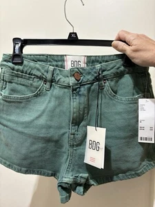 Urban outfitters BDG low rise shorts womens size 28, green vert , BNWT - Picture 1 of 6