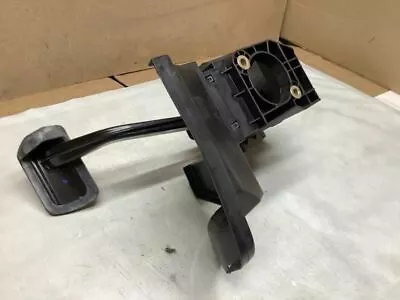 MERCEDES BENZ CLK350 2006 PEDAL DE FREIO ASSY FÁBRICA - Imagem 1 de 4