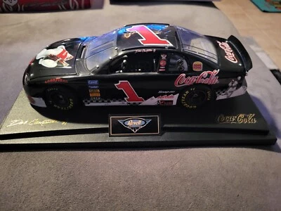 DALE EARNHARDT JR #1 1998 COCA-COLA POLAR BEAR 1:18 Serial # 0951 of  2004 - Image 1 of 4
