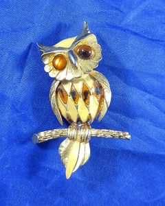 Owl Brooch Yellow Orange Harlequin Design, Sitting on Branch, Unsigned - Picture 1 of 3
