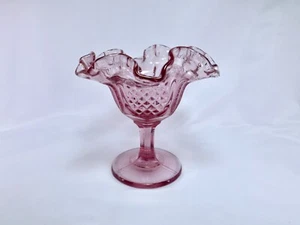 Compota de punta de diamante con volantes rosa Fenton - Imagen 1 de 7