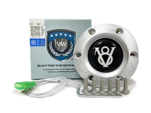 Botón bocina del volante, 6 pernos cepillado con emblema Hot Rod V8 - Imagen 1 de 7
