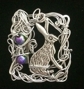 jcp004 Drahtwerk HASE Brosche Nadel, Schmuckgeschenk, Kaninchen Geschenk verpackt, Handarbeit - Bild 1 von 3