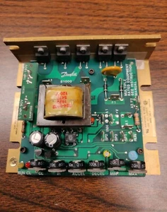 Danfoss Model S1000 (S11000A000) DC Motor Speed Controller 120VAC In - Light Use - Picture 1 of 3