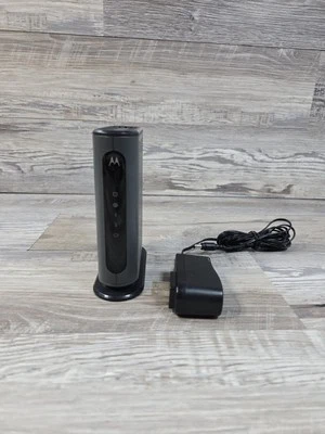 Motorola Mbps Cable Modem MB7420 Tested - Image 1 of 4
