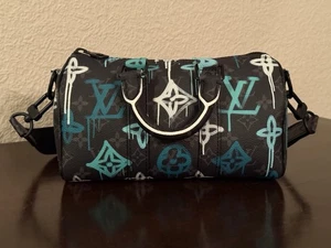 Louis Vuitton Keepall Bandoulière 25 LV Graffiti Multicolor - Bild 1 von 14
