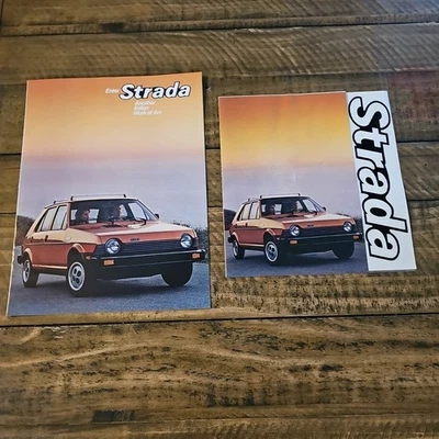 Lote De 2 Catálogos Folleto Venta Coche Fiat Strada 1979 Original Foto 1 de 4