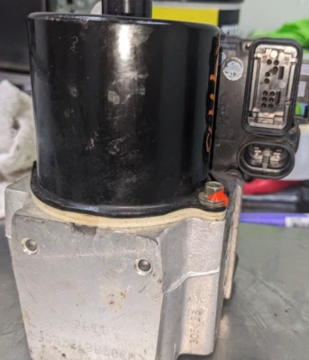 02-03 Conjunto de bomba de freno ABS CHEVROLET S10 S15 SONOMA 4x4 sin ZR2, ORIGINAL OEM Foto 1 de 4