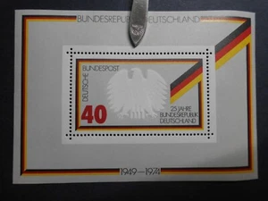 Block 10  *1974  *25 Jahre BRD  *1 Marke 40 Pfennig  *PF  - Bild 1 von 2