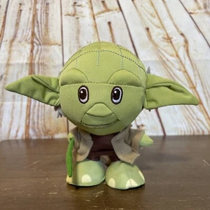 Figura de peluche Heroez by Seven20 Star Wars 6" YODA con sable de luz verde de pie S1 - Imagen 1 de 5