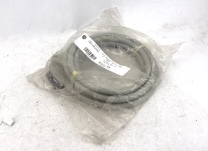 Nuevo cable precableado Allen Bradley 1492-CABLE025H Ser C para E/S digital 1746 2,5 m - Imagen 1 de 4