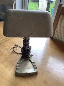 Vintage Art Deco Desk Lamp. Needs Restoration - Picture 1 of 17