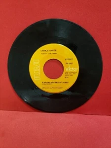 CHARLEY PRIDE A BRAND NEW BED OF ROSES/ALL I HAVE TO OFFER VINYL 45 RPM RECORD - Picture 1 of 2