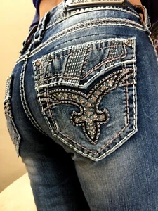 Pantalones de mezclilla para mujer Rock Revival "Liri" tiro medio bootcut talla 28 (30” X 32”) NUEVOS $169 - Imagen 1 de 11