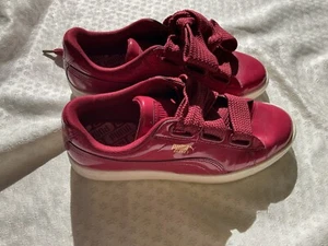 PUMA Womans Shoes Size 7.5 Sport Basket Heart Patent Tibetan Low Top Sneaker - Picture 1 of 9