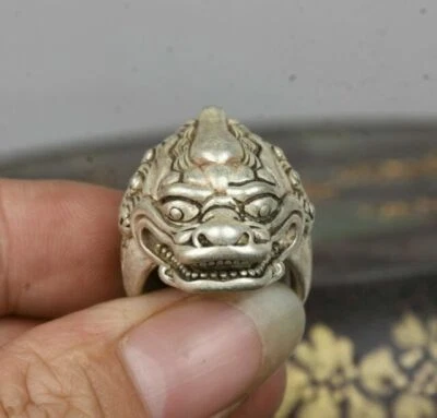 2.5CM Old Chinese Miao Silver Qilin Beast Kylin Head Beast Jewellery Hand Ring Foto 1 de 4