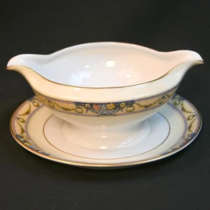 Thomas Bavaria Gravy Boat w/Underplate 1908-38 The Arlington Floral & Urns Gold - Picture 1 of 18