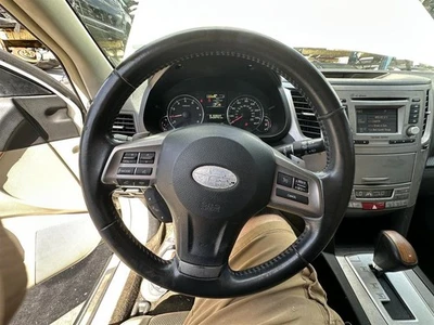 Bolsa de volante NO incluida 2010 2011 2012 2013 2014 Subaru Outback Foto 1 de 4