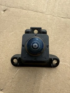 2022-2024 RIVIAN R1T R1S PARACHOQUES DELANTERO CÁMARA DE ASISTENCIA DE VISIÓN PT00047083 **LEER** - Imagen 1 de 5