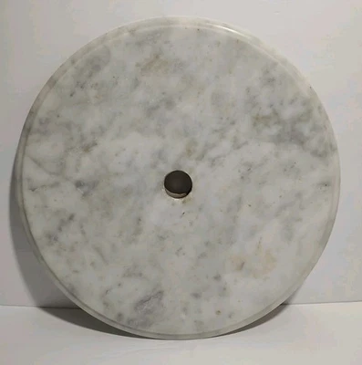 Mesa de mármol italiano vintage de 15" (Italia) veteado blanco y gris Foto 1 de 4