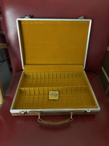 Vintage BMI Cassette Tape Storage Carrying Case with Keys 30 Slots Brown Vinyl - Picture 1 of 8