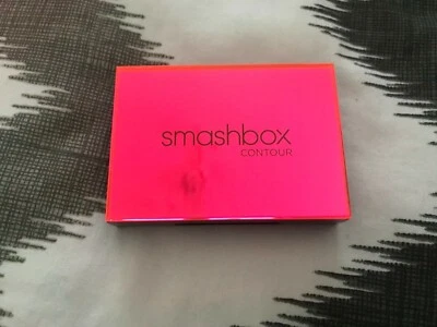 BN SMASHBOX TRAVEL SIZE STEP BY STEP CONTOUR PALETTE - 4.20G ! - Image 1 of 2