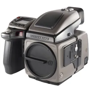 Hasselblad H3D-39 II Body Digital 39MP Digital Back / Medium Format SLR Camera - Picture 1 of 12