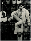 Hugues Aufray, auteur-compositeur-interprte et guitariste franais Vintage silv