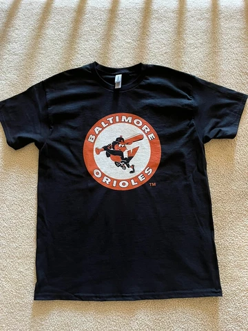 Baltimore Orioles TShirt Size Large Retro Logo Cover