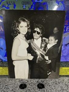 1984 Ron Galella 8x10 Silver Print: Michael Jackson + Brooke Shields + E Lewis - Picture 1 of 24