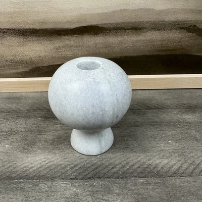 Candelabro de mármol West Elm Kali soporte cónico pequeño leer nuevo sin caja Foto 1 de 4