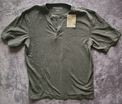 Camisa de manga corta High Sierra para hombre mediana verde algodón cuello con botones Indonesia Foto 1 de 4