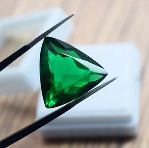 Flawless Tsavorite Green Garnet Gemstone 10.50Ct Trillion Cut 15x15x9mm Garnet - Picture 1 of 9