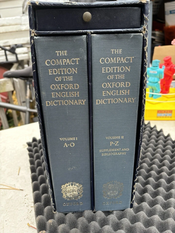 Compact Edition Oxford English Dictionary 500th Anniversary Edition Franklin Lib - Image 1 of 1