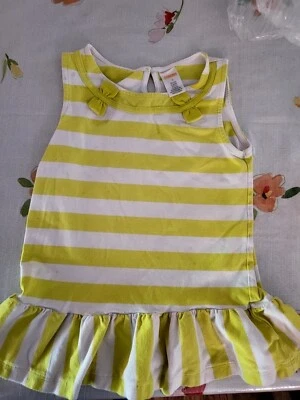 Camisa sin mangas túnica con volantes a rayas brillante y playera Gymboree blanca verde talla 6  Foto 1 de 2